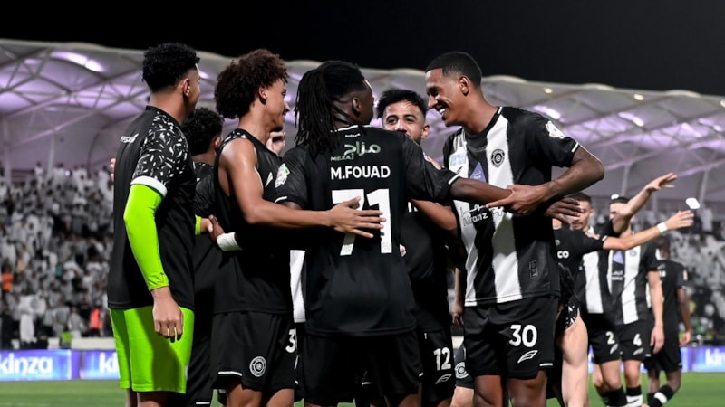 Fatih Terim'in takımı Al Shabab, Al Ahli'yi yendi