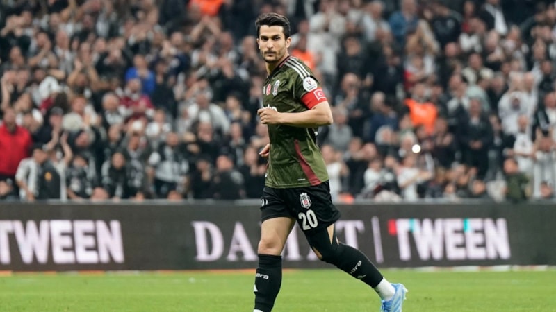 Necip Uysal, 274 gün sonra geri döndü