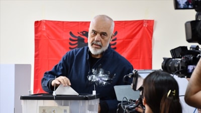Arnavutluk'ta genel seçim: Rama'nın partisi önde