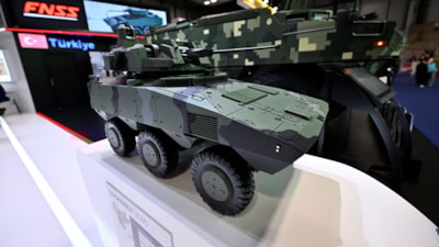 Madrid'deki savunma ve güvenlik fuarında Türkiye, 32 firmayla ilgi odağı