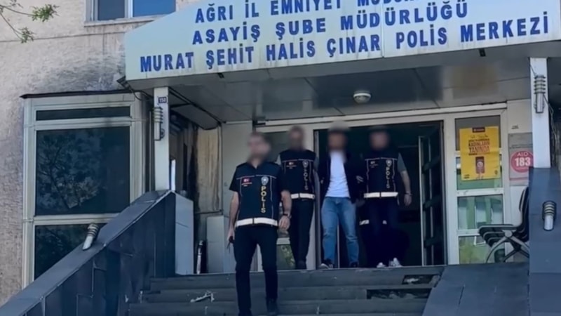 Ağrı'da hırsızlık suçlarından aranan 12 hükümlü yakalandı