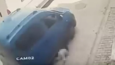 İstanbul Sultanbeyli'de üzerinden araç geçen 4 yaşındaki çocuk can verdi