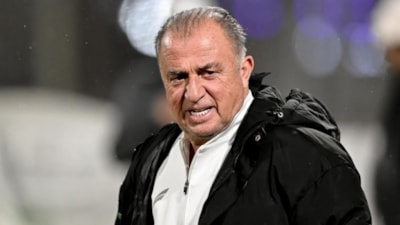 Fatih Terim, Bodrum’daki evine 5 yıldızlı Galatasaray bayrağı astı