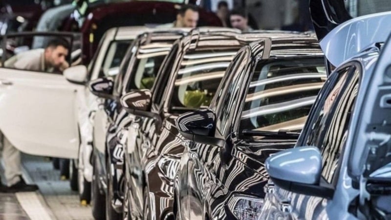 Trump etkisi: ABD'de otomobil fiyatları sert yükseldi