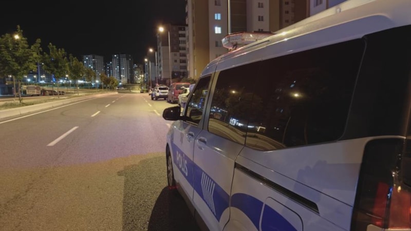 Kayseri'de bıçaklı kavgada 2 kişi yaralandı