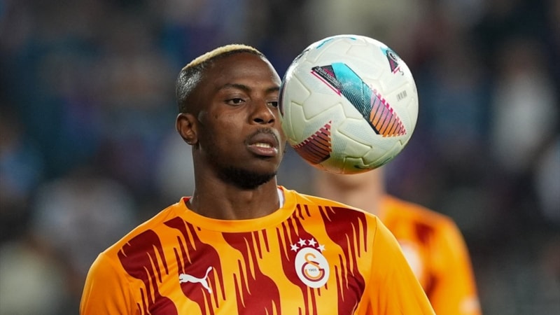 Galatasaray taraftarı: Bizimle kal Osimhen
