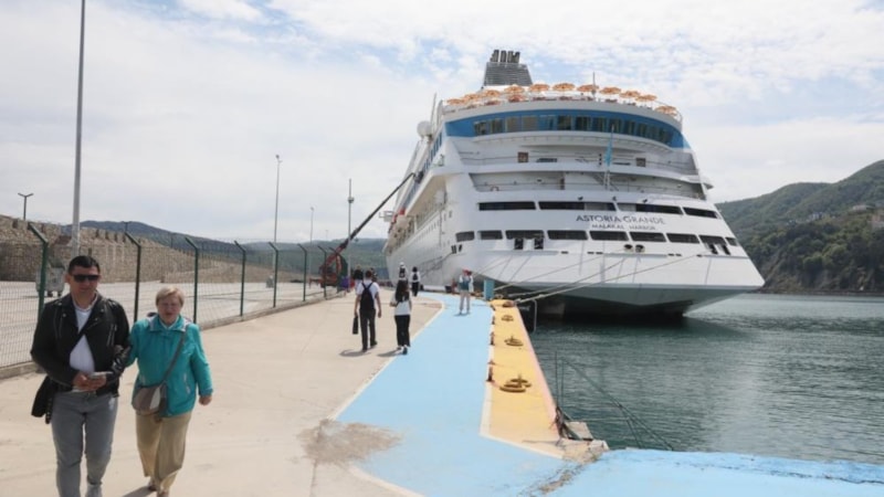 Amasra, Astoria Grande Kruvaziyerine ev sahipliği yaptı
