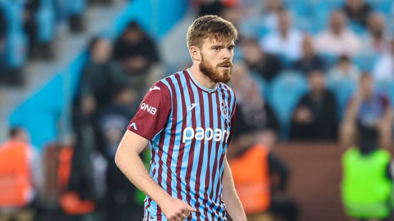 Trabzonspor'da Arseniy Batagov oyuna devam edemedi