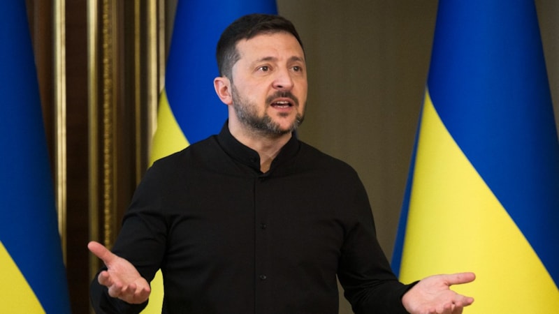 Zelensky: Rusya ile her türlü formatta müzakereye hazırız