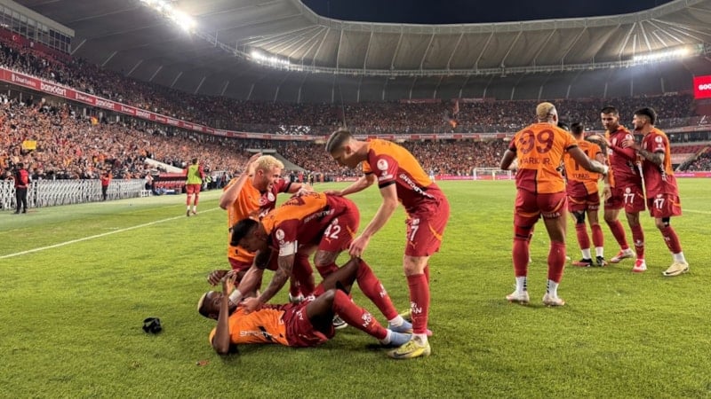 Galatasaray, 5 sezon sonra Türkiye Kupası'nı kaldırdı