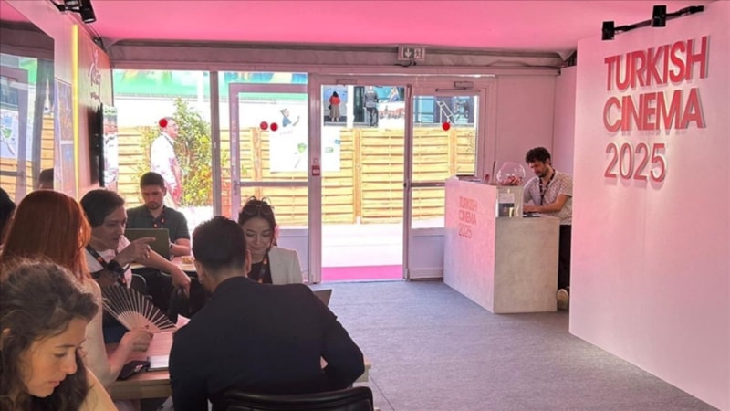 78. Cannes Film Festivali'nde Türkiye standı ilgi görüyor
