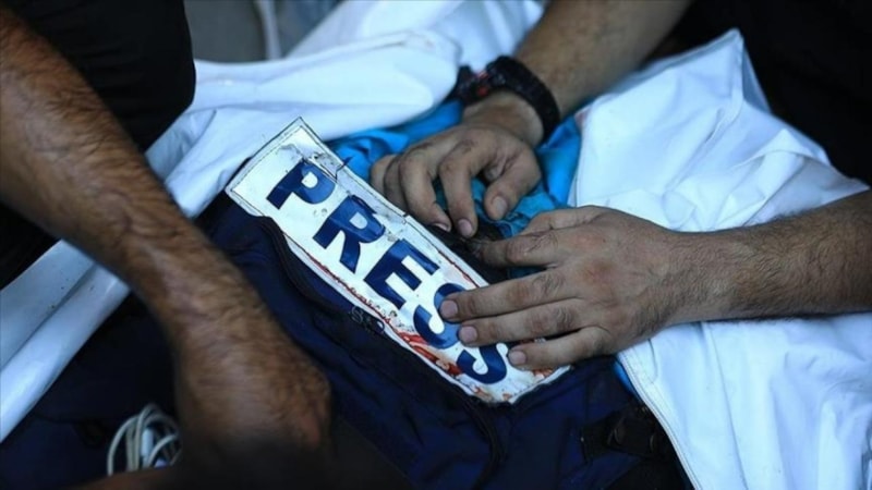 İsrail Gazze'de 2 gazeteciyi daha öldürdü