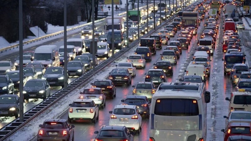 Sürücüler dikkat: Arabasını terk eden yandı! Hapis cezası geliyor