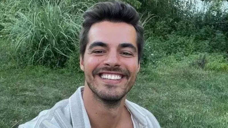 Trafik kazası geçirmişti! Oyuncu Berk Atan'dan yeni kare geldi