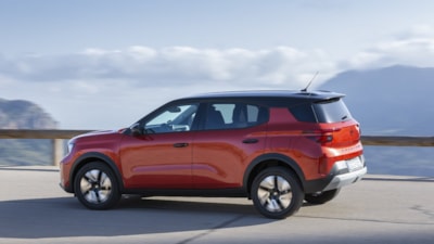 Opel Frontera, elektrikli ve hibrit seçenekleriyle Türkiye'de satışta