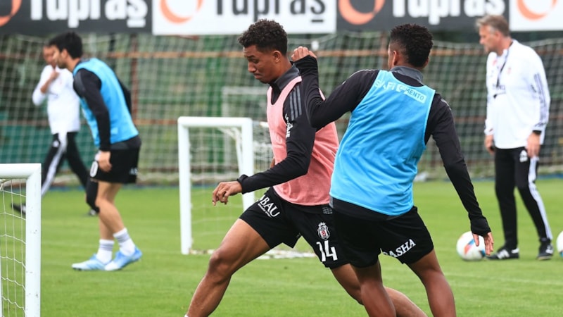 Beşiktaş kondisyon ve taktik çalışması yaptı