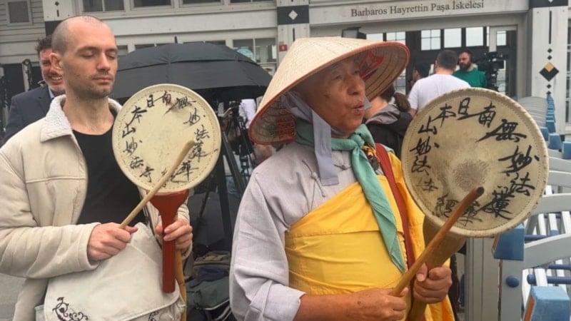 Ünlü Japon rahip barış için Dolmabahçe'de dua etti