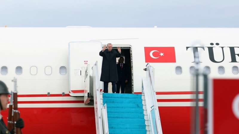 Cumhurbaşkanı Erdoğan, Arnavutluk'tan ayrıldı