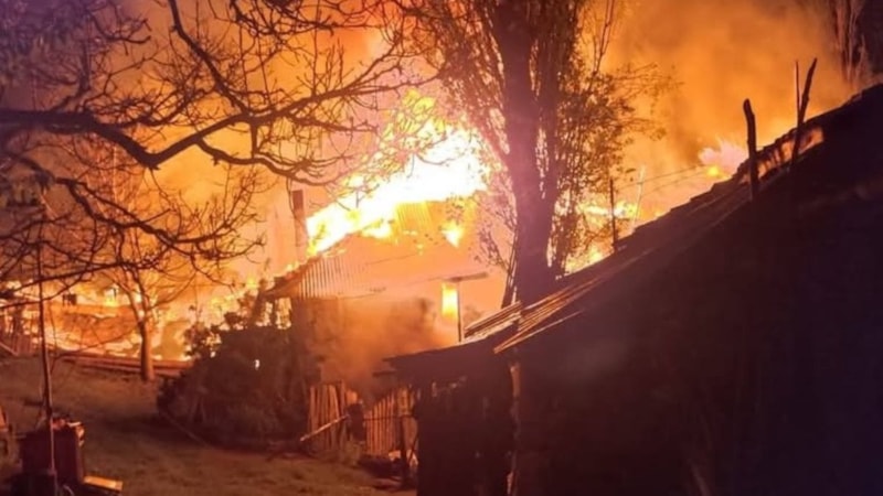 Çorum'da çıkan yangında 3 ev kullanılamaz hale geldi