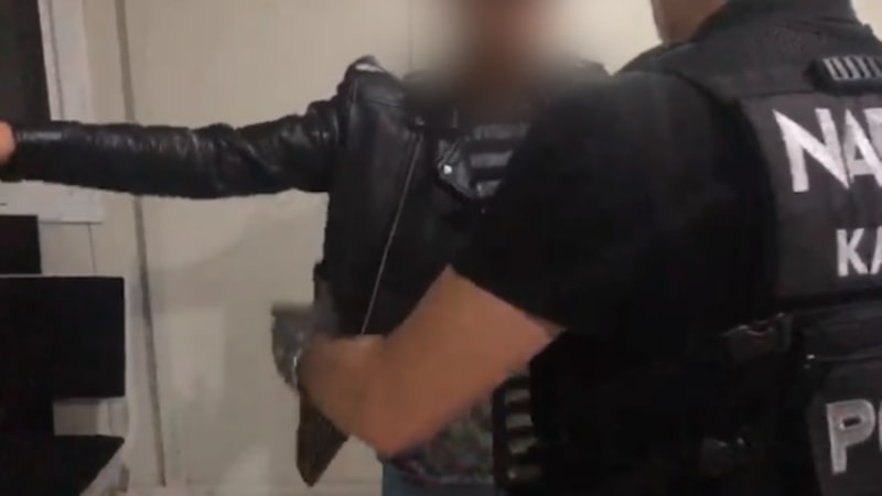 Kayseri'de kıyafete emdirilmiş 1,4 kilogram metamfetamin ele geçirildi