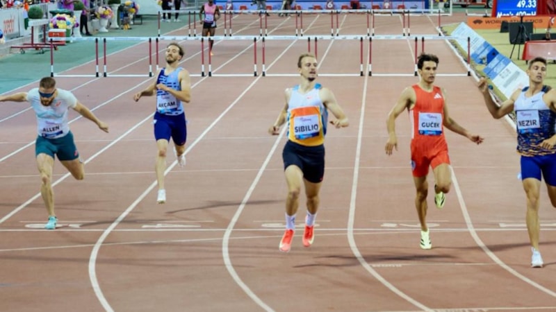 İsmail Nezir, Katar'da gümüş madalya kazandı