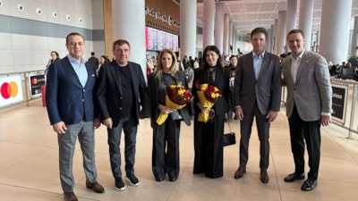 Hagi ve Popescu, UEFA Kupası zaferinin yıl dönümü için İstanbul'da