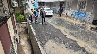 İstanbul'da yağış hayatı olumsuz etkiledi