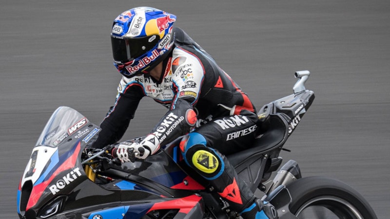 Toprak Razgatlıoğlu, Çekya'da birinci oldu