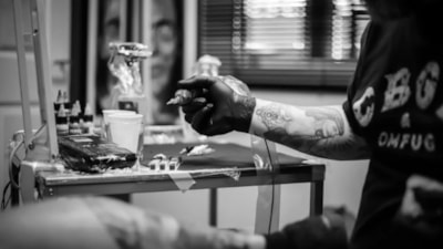 Ümit Yenişehirli yazdı: Antik bir heves, dövme