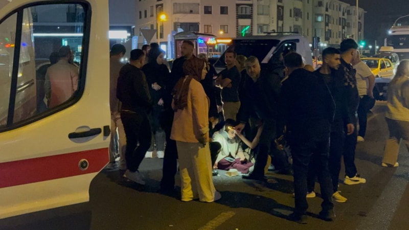 Düzce'de otomobilin çarpıp kaçtığı 2 yaya ağır yaralandı