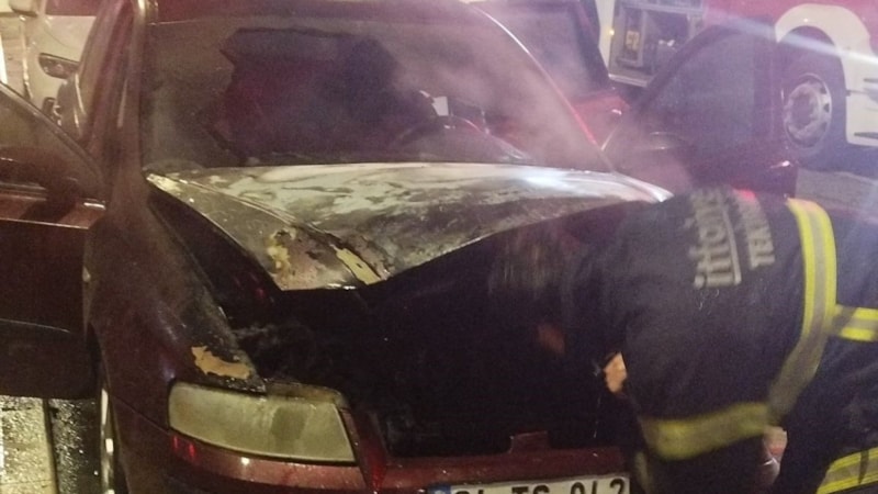 Tekirdağ'da kontağı çevirir çevirmez otomobil yanmaya başladı