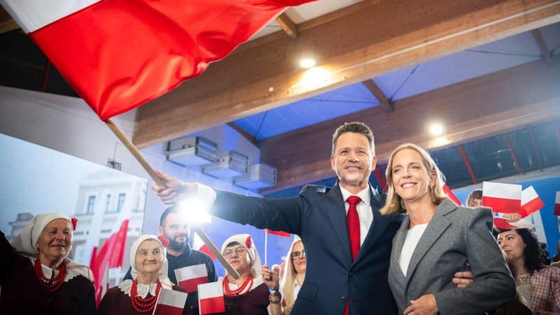 Polonya'da cumhurbaşkanlığı seçimleri ikinci tura kaldı