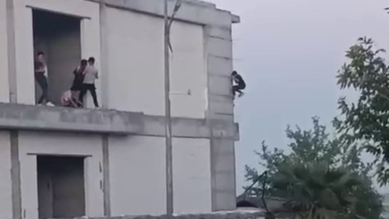 Adıyaman'da çocuklar canlarını hiçe saydı