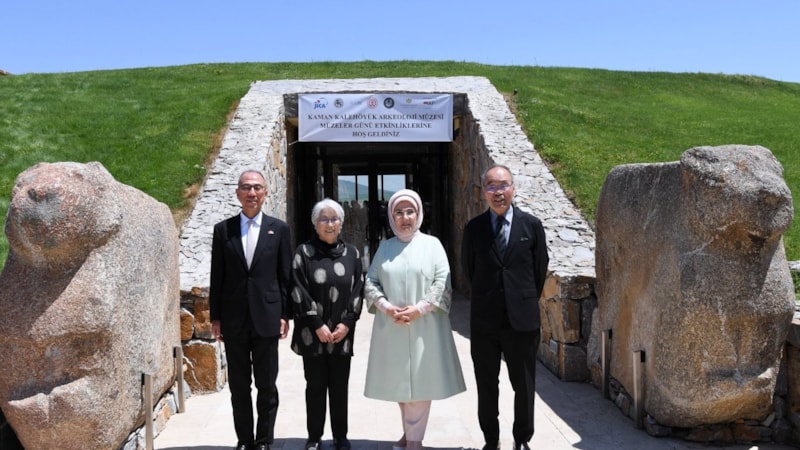 Emine Erdoğan'dan Arkeolog Omura için başsağlığı mesajı