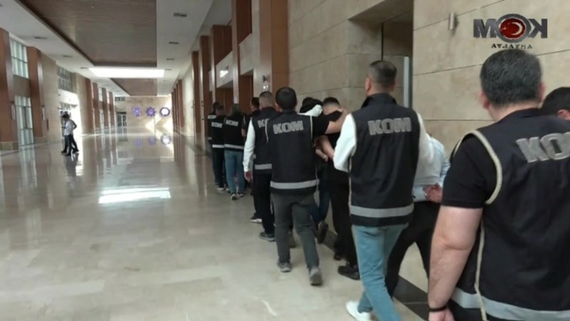 Antalya'da 'tefecilik' operasyonu: 7 kişi tutukland