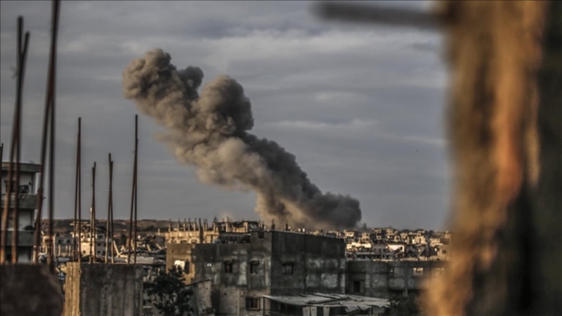 İsrailli fanatik Yahudi kadın: Gazze'yi bebeğinden yaşlısına kadar yok etmeliyiz