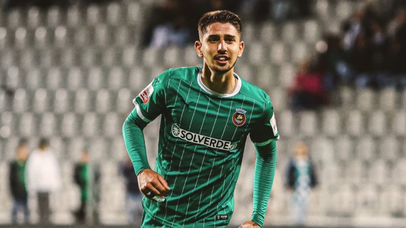 Demir Ege Tıknaz, Rio Ave'de ayın oyuncusu oldu