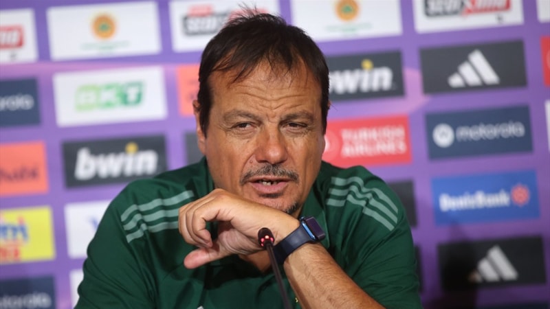 Ergin Ataman, Sarunas Jasikevicius'a karşı üstün