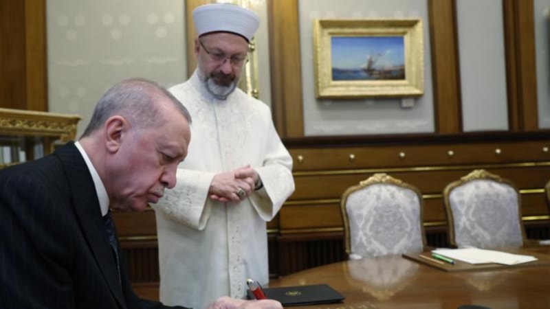 Cumhurbaşkanı Erdoğan'dan TDV'ye kurban bağışı