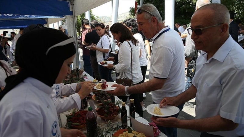 Adıyaman'da 1800 yıllık Roma yemekleri gün yüzüne çıkarıldı