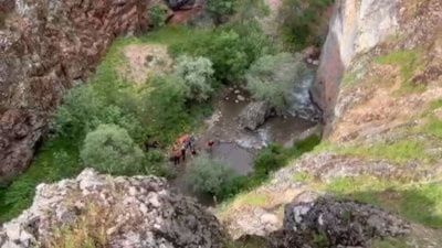 Tunceli’de 30 metrelik uçurumdan düşen kişi öldü