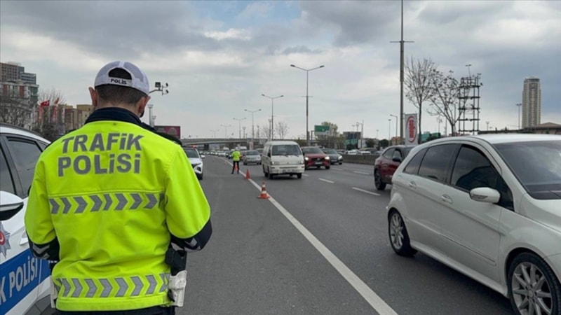 İstanbul'da bazı yollar trafiğe kapatılacak
