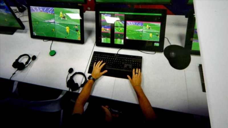 Beşiktaş - Rizespor maçının VAR'ı Ferenc Karako oldu