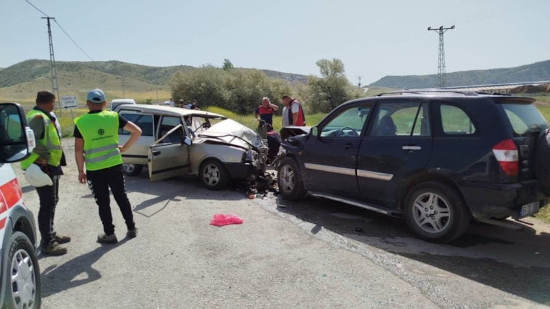 Yozgat'ta feci kaza: 6 yaralı