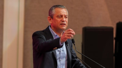 CHP Genel Başkanı Özgür Özel'den dikkat çeken Suriyeliler açıklaması