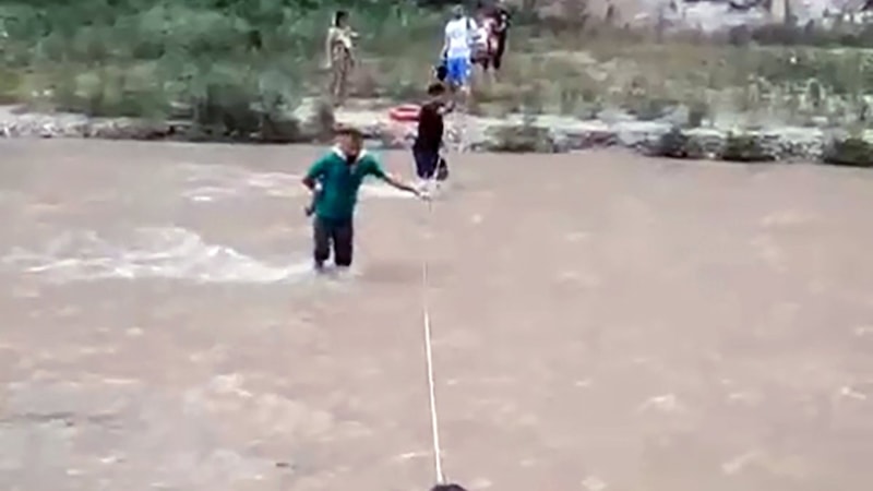 Adana'da Kapıkaya Kanyonu'nda debi yükseldi: 35 kişi mahsur kaldı