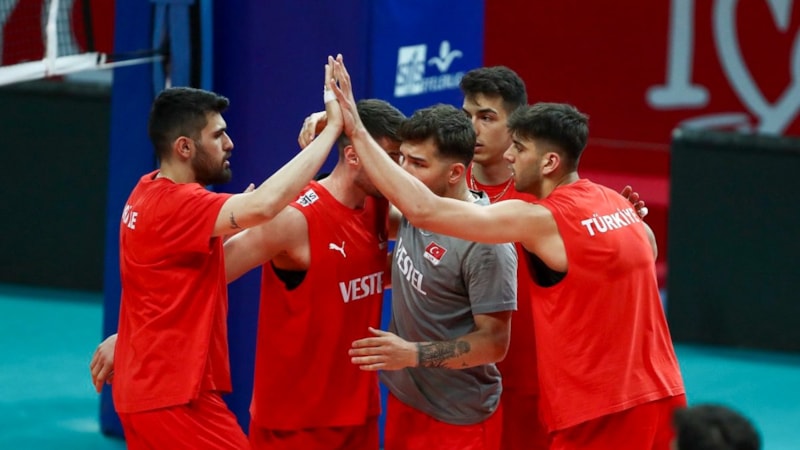 A Milli Erkek Voleybol Takımı, Hollanda'ya şans tanımadı