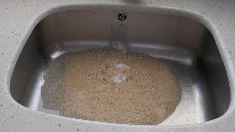 2 dakikada tıkanmış lavabo nasıl açılır? İşte en etkili yöntem!