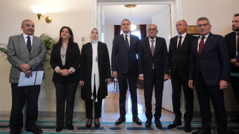 DEM Parti heyeti yarın AK Parti ile görüşecek