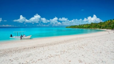 Berrak denizini, eşsiz sahillerini gören büyüleniyor! İşte, dünyanın saklı cenneti olan o ada…